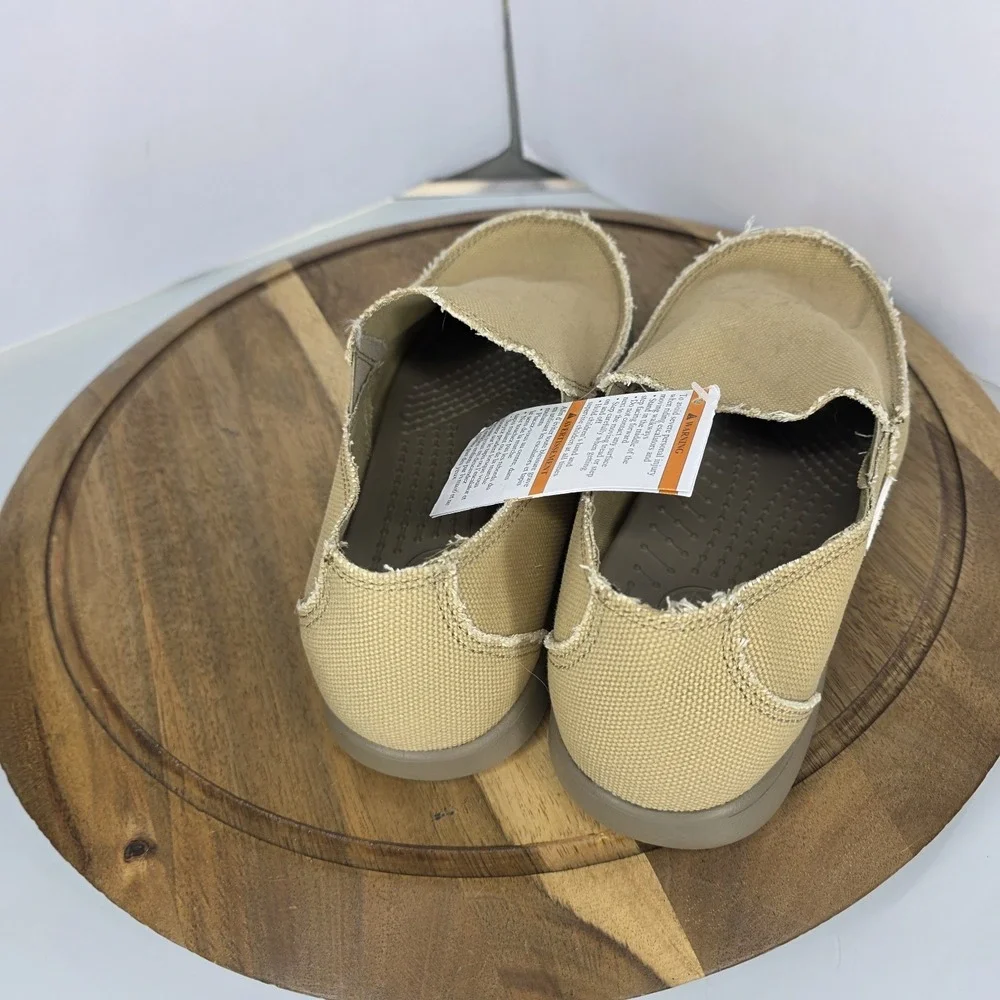 Crocs Santa Cruz Loafer Mens 9 Khaki Canvas Slip On Coastal Laid Back Resort
